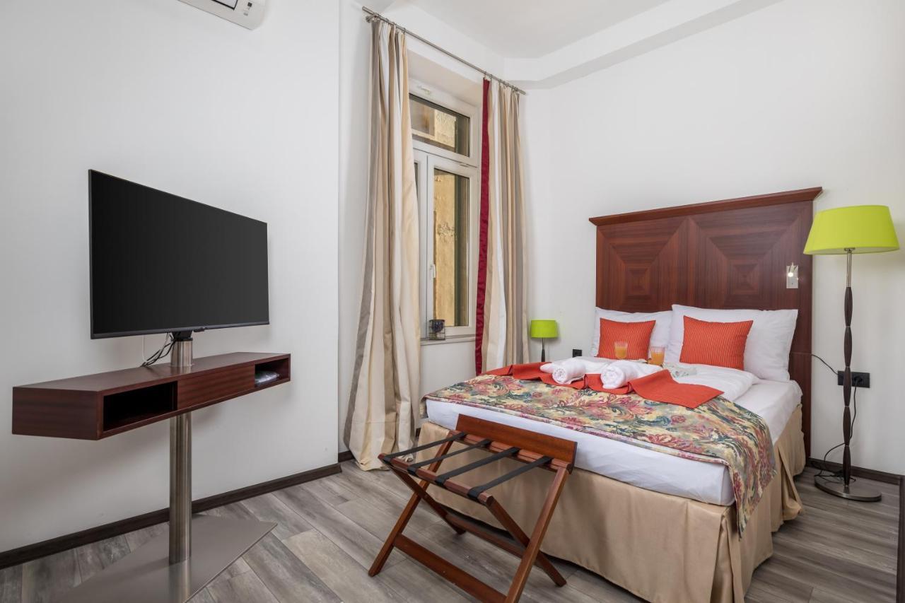 Continentale Apartamento Rijeka Exterior foto